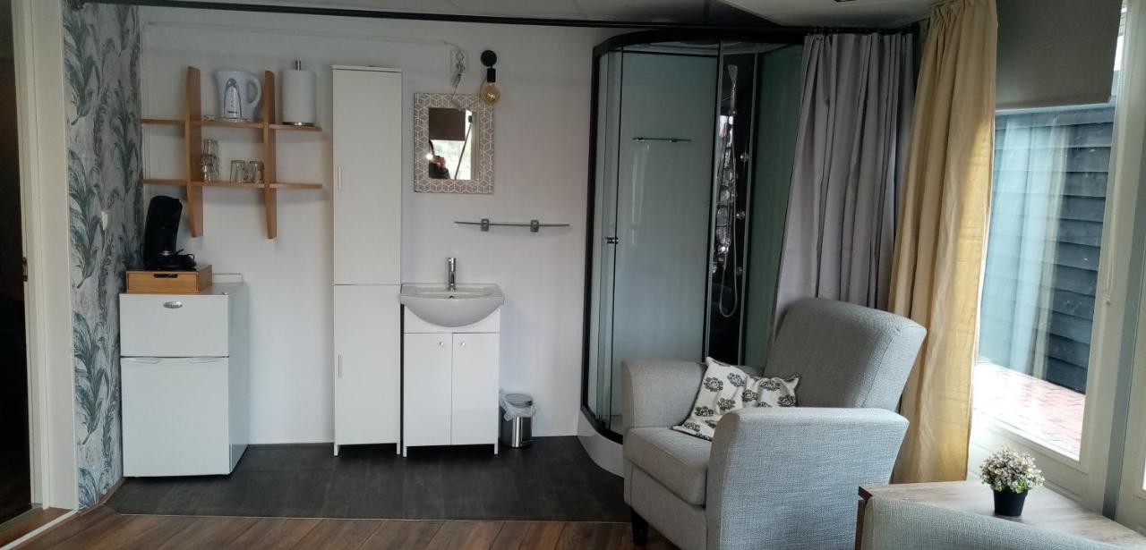 B&B Aan Het Water Earnewâld Eksteriør bilde