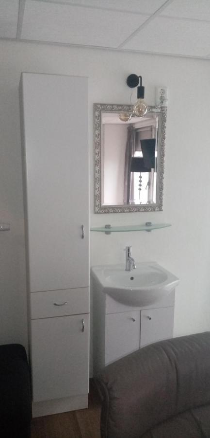 B&B Aan Het Water Earnewâld Eksteriør bilde