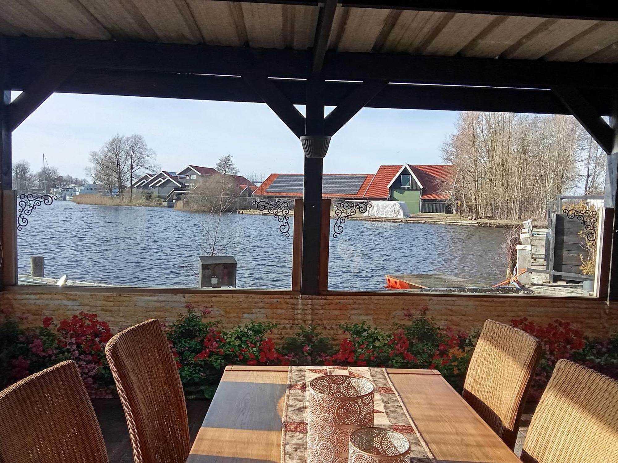 B&B Aan Het Water Earnewâld Eksteriør bilde